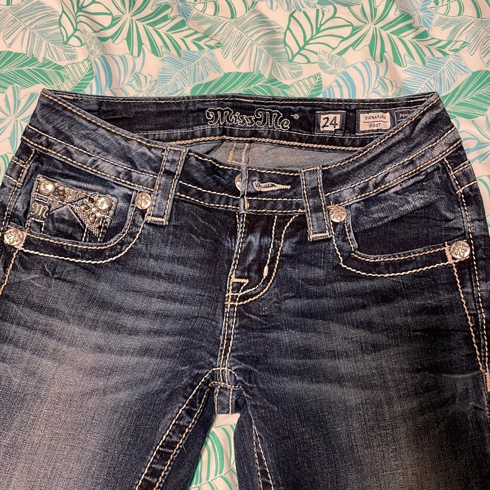Miss me bootcut jeans size: 24
